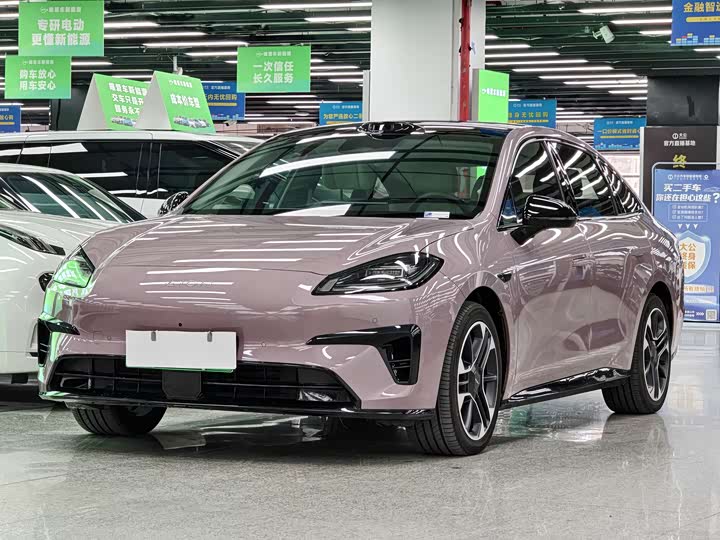 Фото 1 - GAC Aion RT