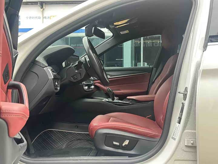 Фото 3 - BMW 5 Series