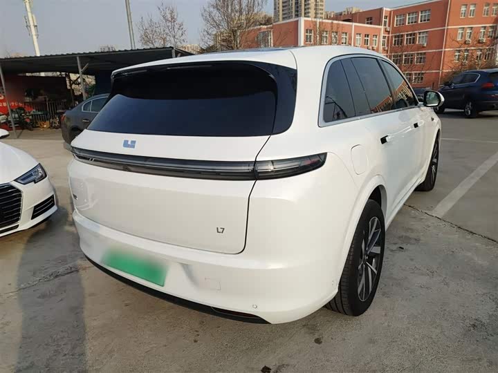 Фото 7 - LiXiang L7