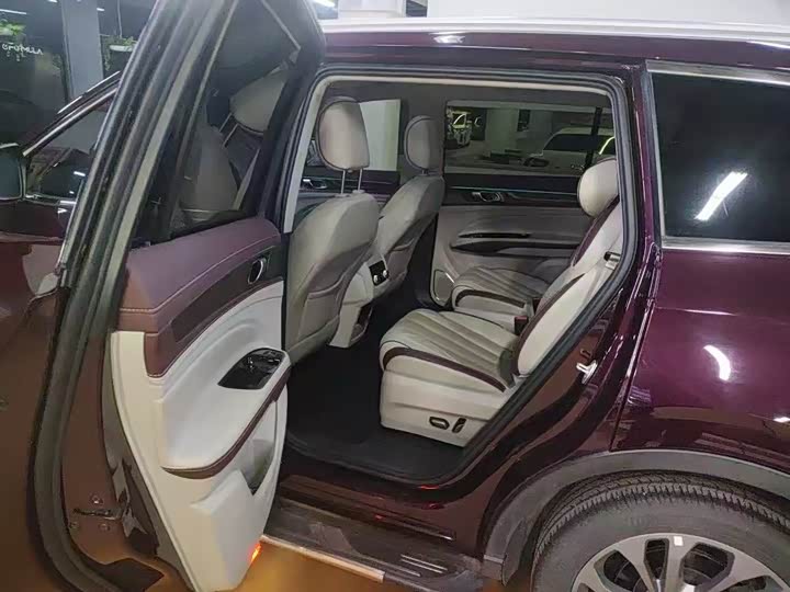 Фото 4 - Ford Equator