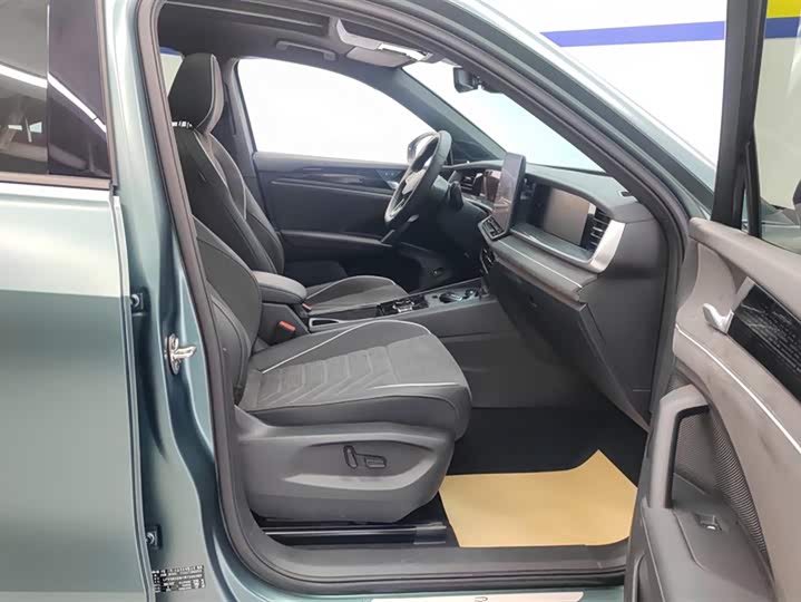 Фото 8 - Volkswagen Tayron