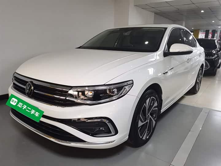 Фото 1 - Volkswagen Bora