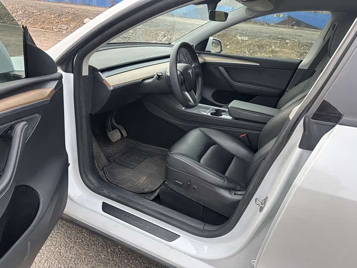 Фото 7 - Tesla Model Y