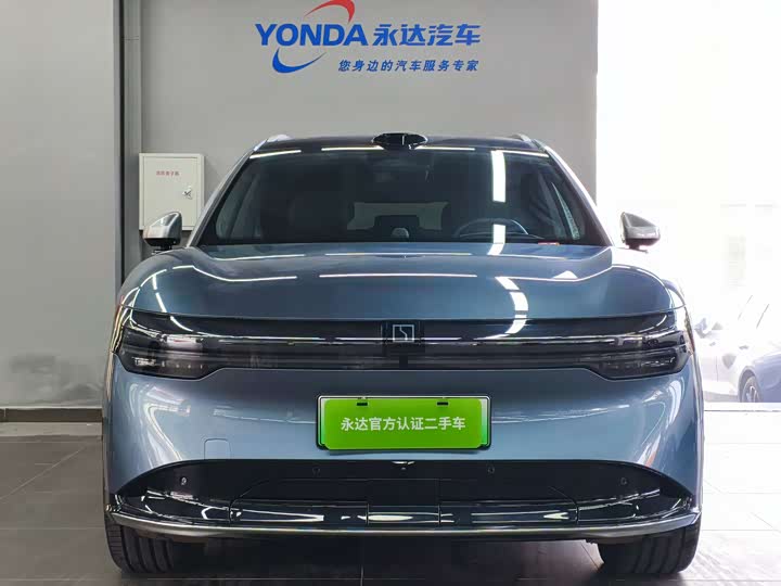 Фото 2 - Zeekr 7X