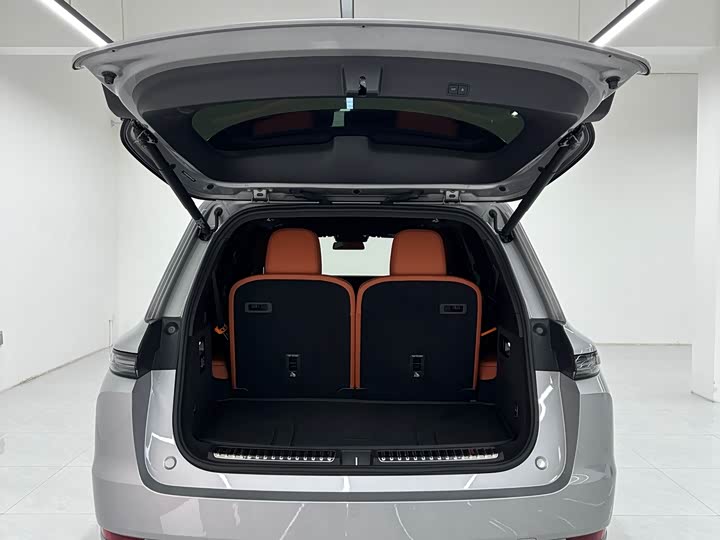 Фото 8 - LiXiang L9