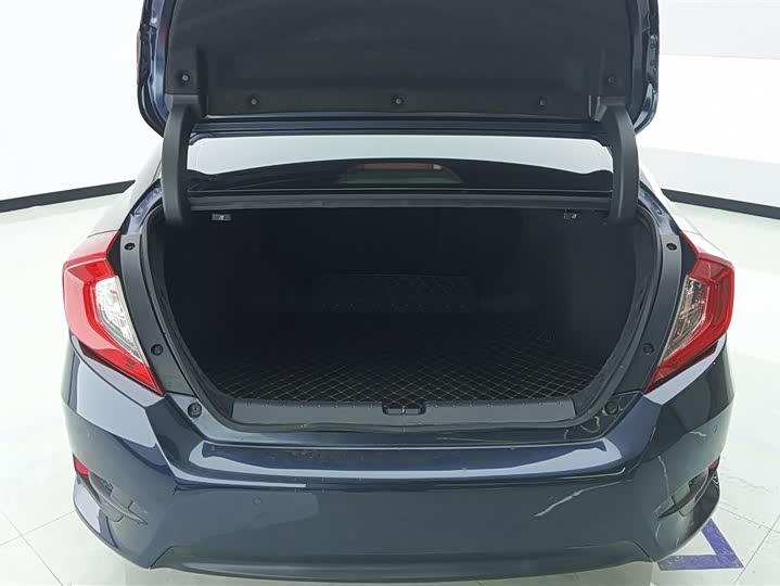 Фото 4 - Honda Civic