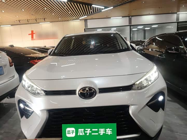 Фото 3 - Toyota Wildlander