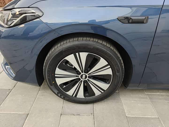 Фото 8 - Geely Galaxy A7