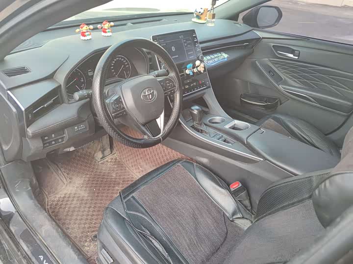 Фото 5 - Toyota Avalon