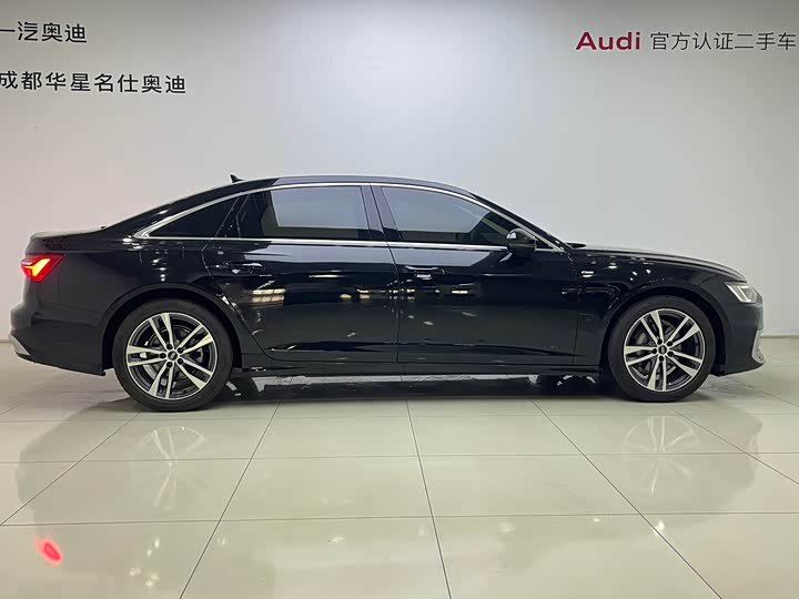 Фото 3 - Audi A6L