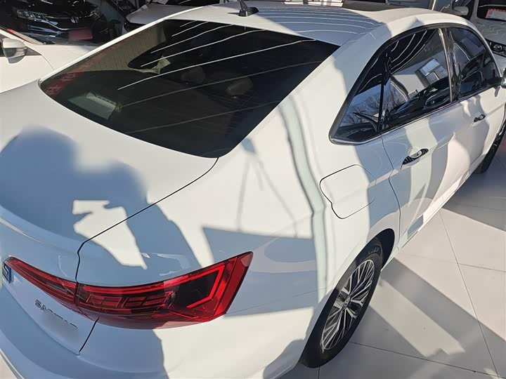 Фото 7 - Volkswagen Sagitar L