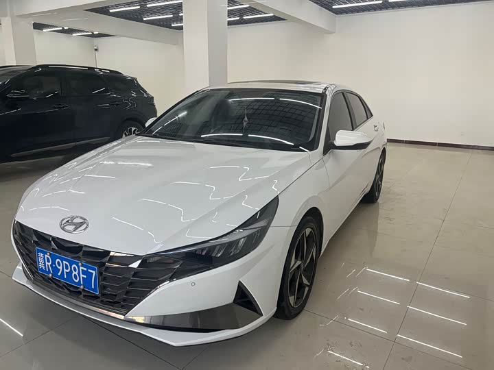 Фото 1 - Hyundai Elantra N line