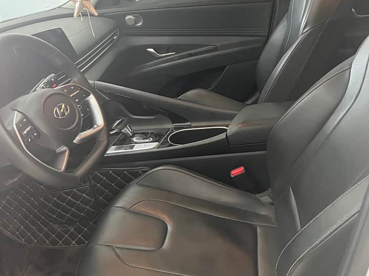 Фото 8 - Hyundai Elantra N line