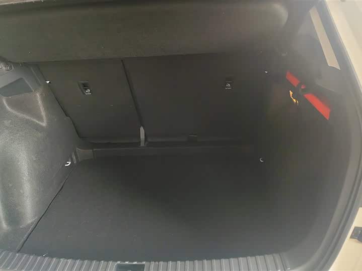 Фото 4 - Volkswagen Tharu