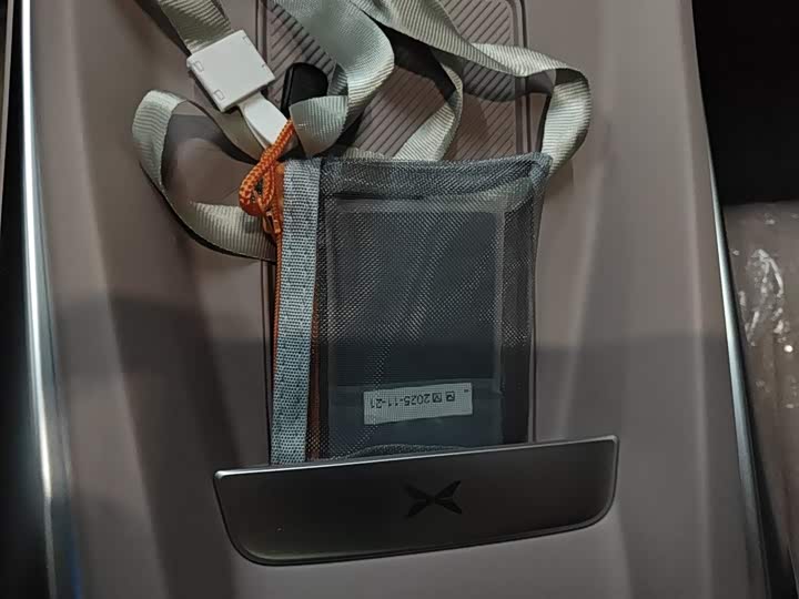 Фото 9 - XPeng Mona M03