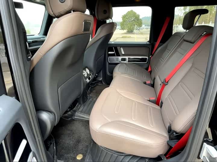 Фото 6 - Mercedes-Benz G-Class