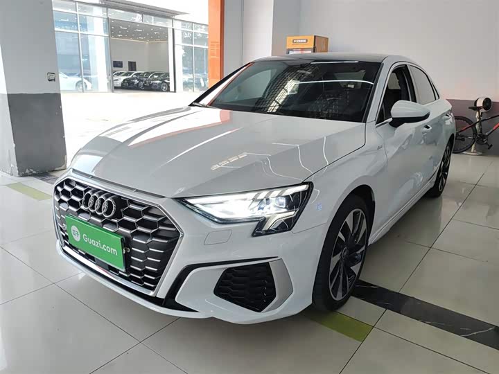 Фото 1 - Audi A3