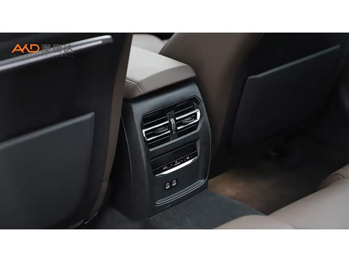 Фото 9 - BMW 3 Series