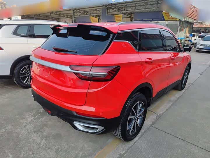 Фото 7 - Geely Coolray