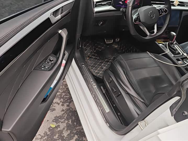 Фото 9 - Volkswagen CC