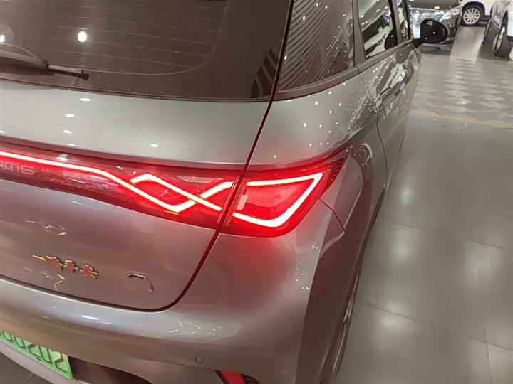 Фото 8 - BYD Dolphin