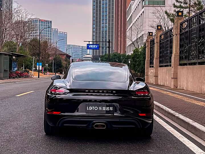 Фото 4 - Porsche 718