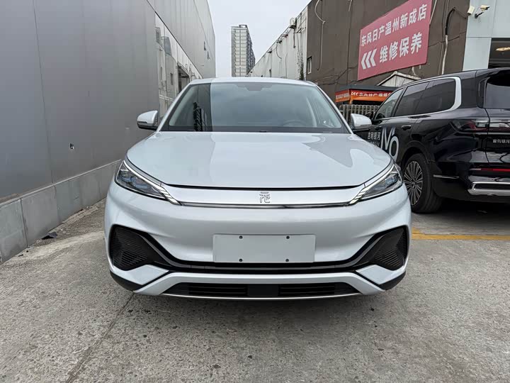 Фото 2 - BYD Yuan Plus