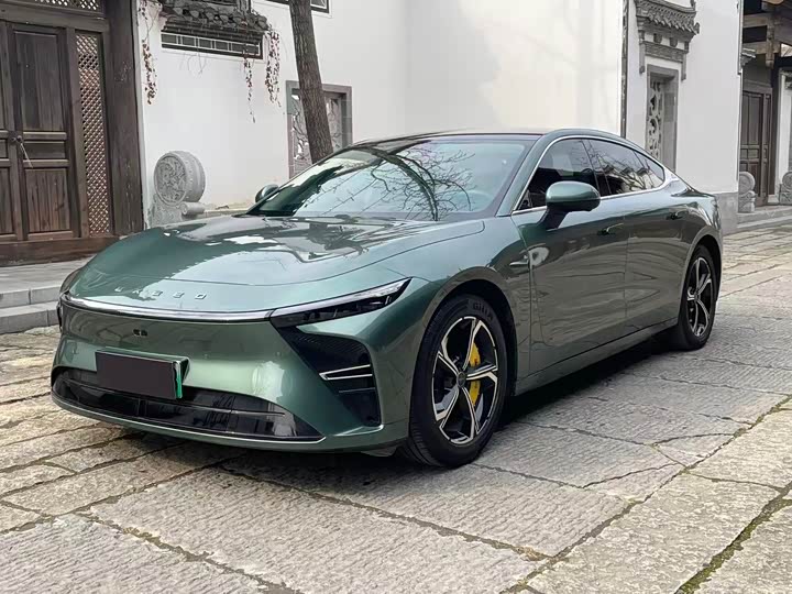 Фото 1 - Exeed Sterra ES