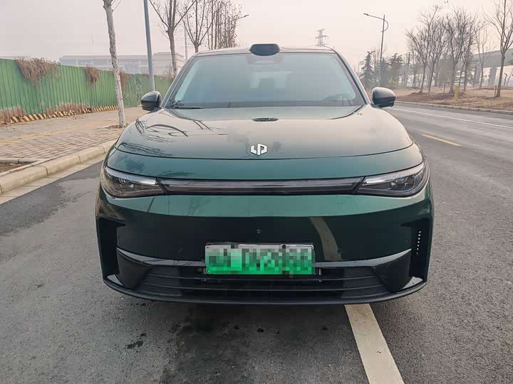 Фото 2 - Leapmotor C10