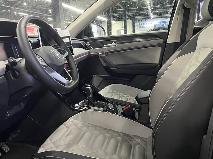 Фото 4 - Volkswagen Tayron