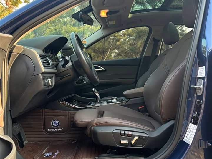 Фото 5 - BMW 1 Series