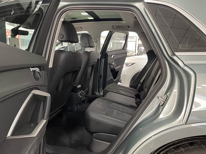 Фото 6 - Audi Q3