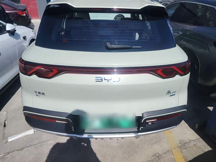 Фото 6 - BYD Yuan Up