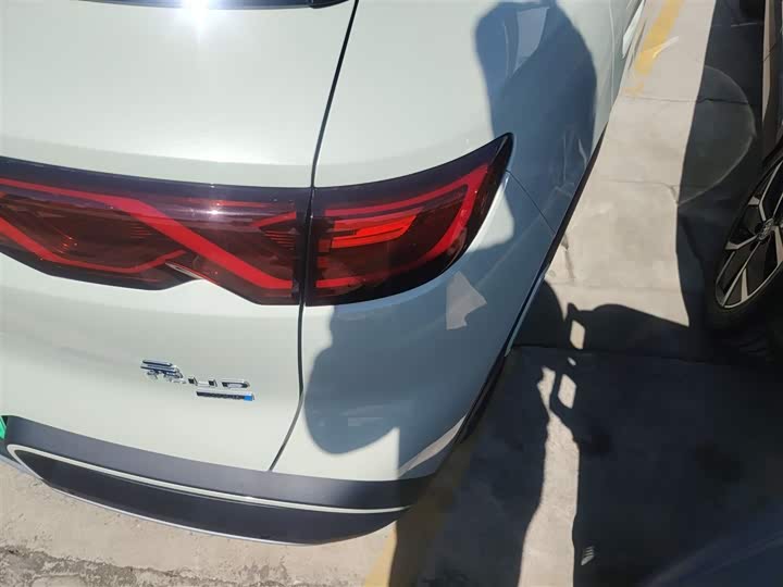 Фото 8 - BYD Yuan Up