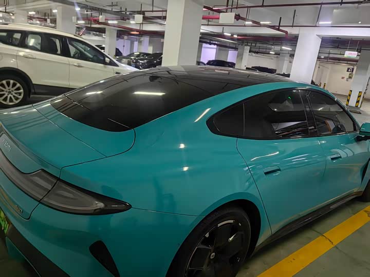 Фото 5 - Xiaomi SU7