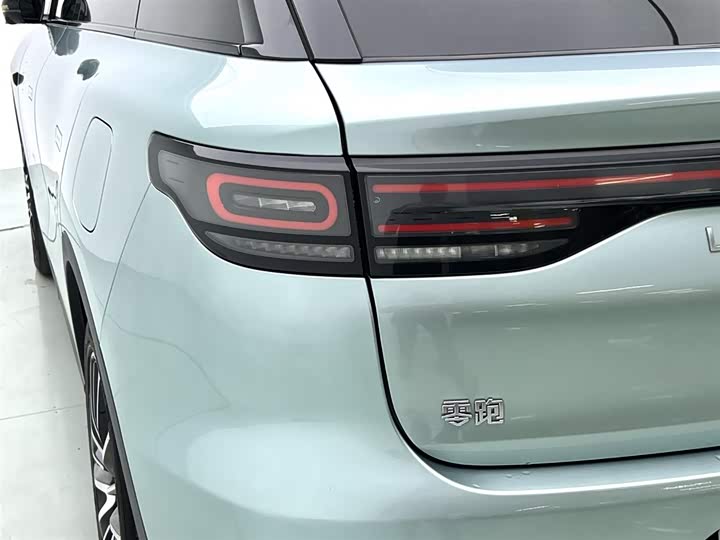 Фото 7 - Leapmotor C11