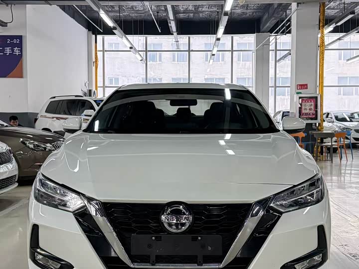 Фото 2 - Nissan Sylphy