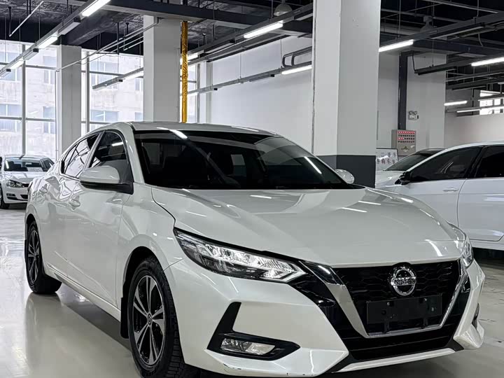 Фото 3 - Nissan Sylphy