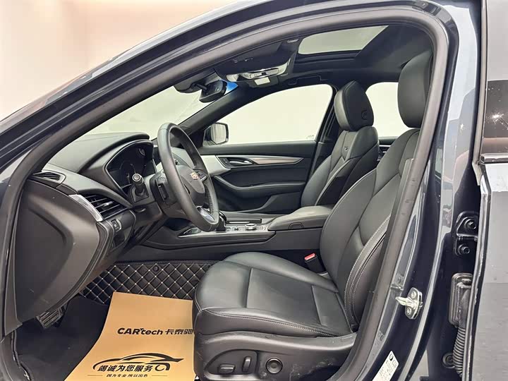 Фото 8 - Cadillac CT5