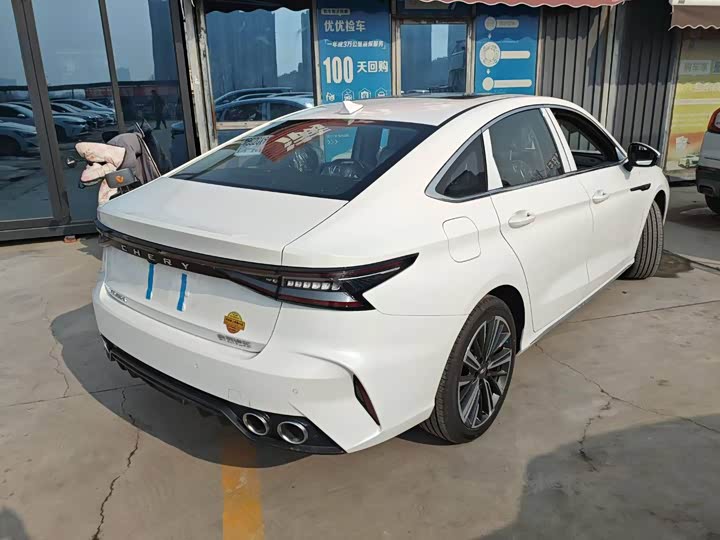 Фото 8 - Chery Arrizo 8