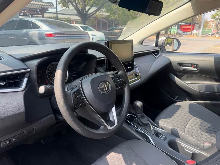 Фото 7 - Toyota Allion