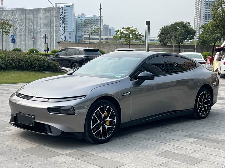 Фото 1 - XPeng P7