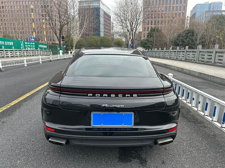 Фото 4 - Porsche Panamera