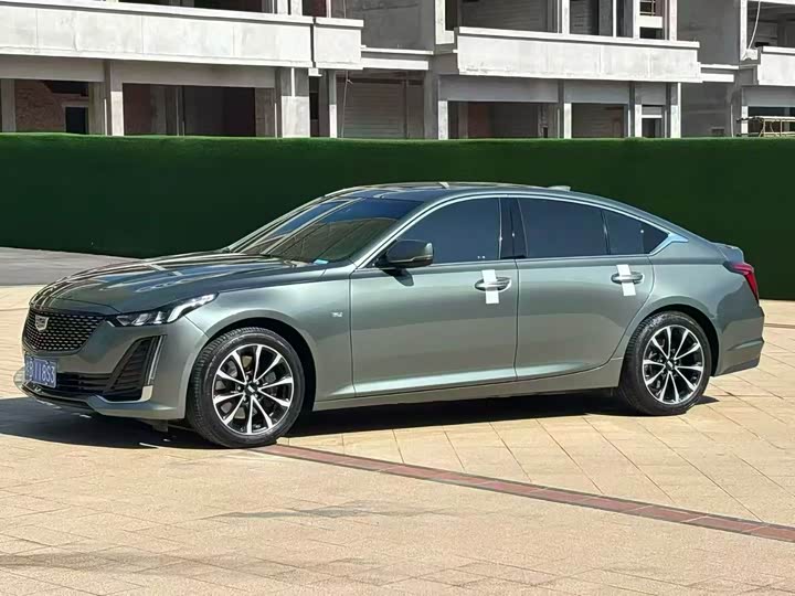 Фото 1 - Cadillac CT5