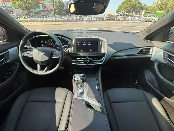 Фото 7 - Cadillac CT5