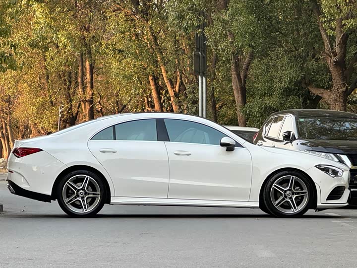 Фото 2 - Mercedes-Benz CLA-Class