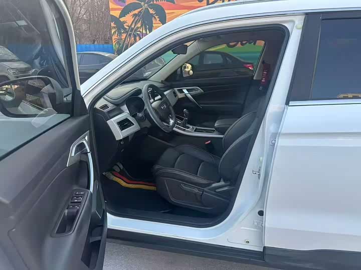 Фото 4 - Geely Atlas