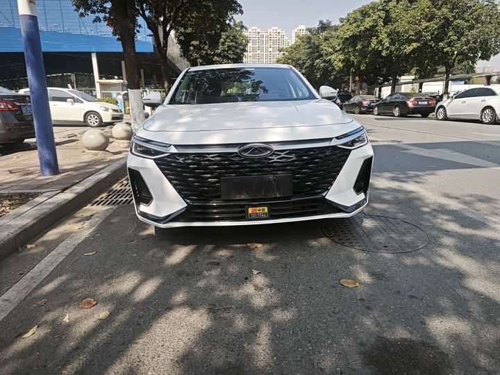 Фото 2 - Chery Arrizo 8