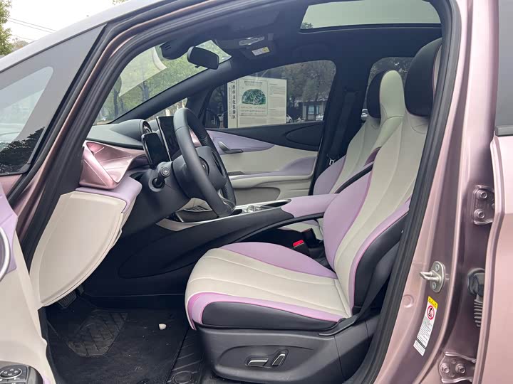 Фото 4 - BYD Dolphin