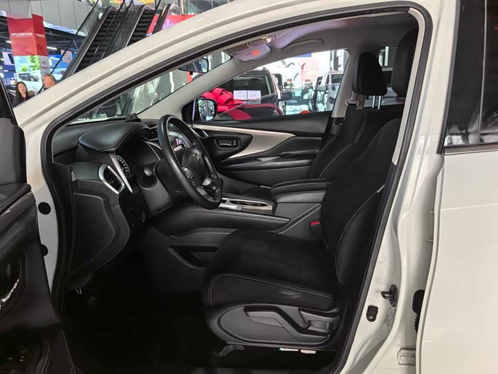 Фото 4 - Nissan Murano